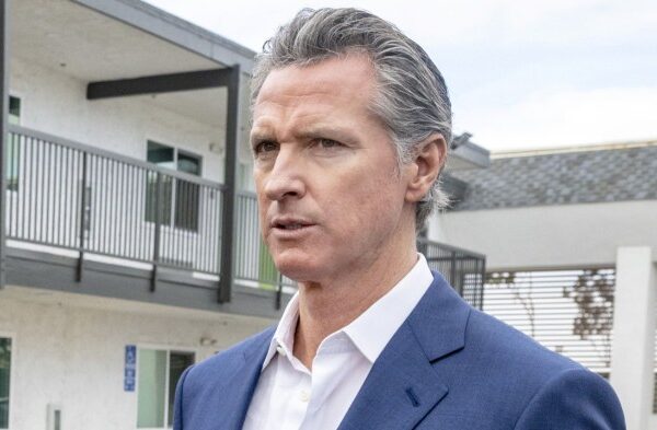 Gavin Newsom mantan staf ditangkap karena korupsi