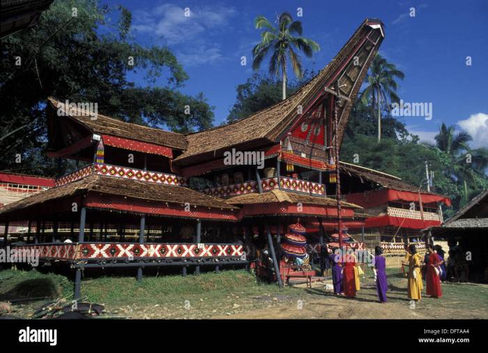 Berkaca Kasus Toraja, Fadli Zon Minta Ada Pendataan Rumah Adat